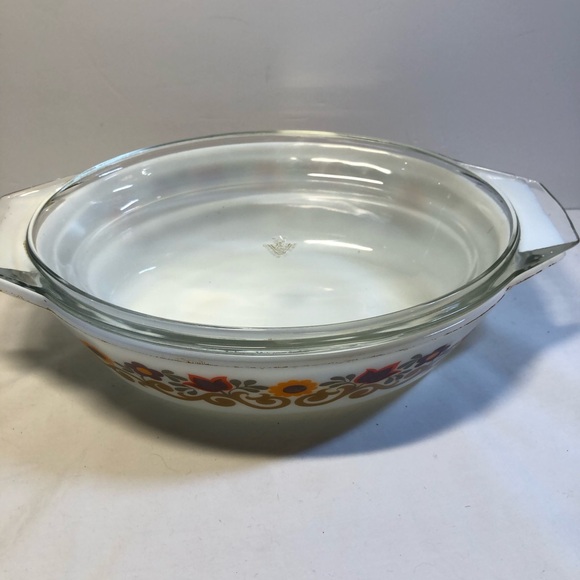 Vintage JAJ Pyrex Briarwood Oval Dish with Lid - Picture 2 of 16